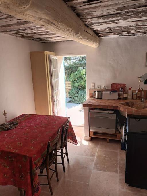 La Maison Bleue Montfort  المظهر الخارجي الصورة